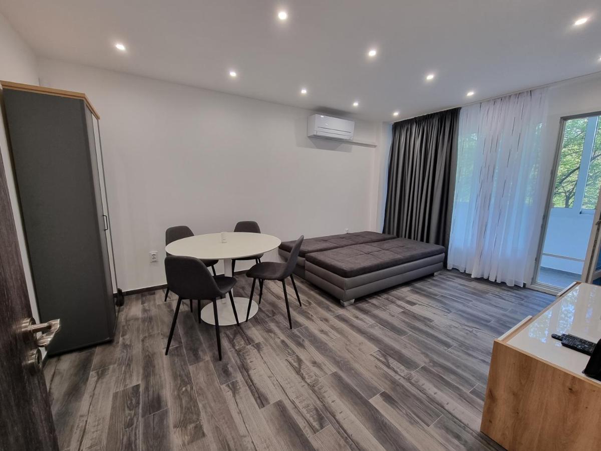 Apartment's Ortakchiev Appartement